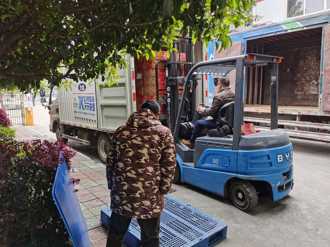 天天快递在民权哪个位置