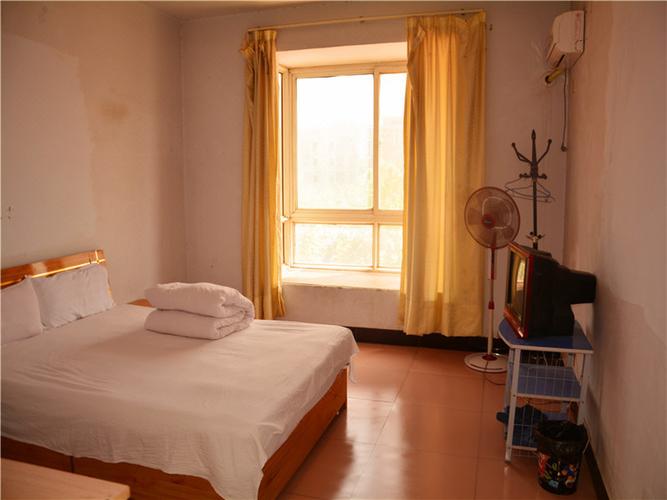 重师北门天天快递在哪里